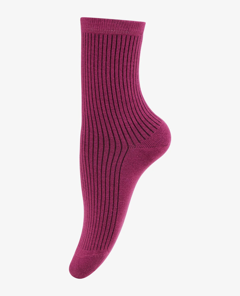 UNMADE Vikka Socks Vivacious Pink