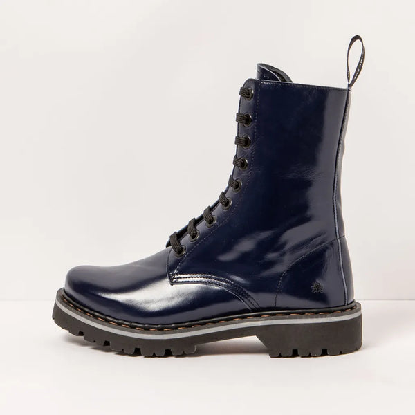 ART Marina Zipper Shiny Navy (last size: 37!)
