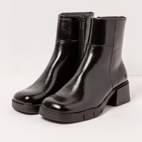 ART Varsovia Shiny Black