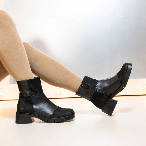ART Varsovia Multi Black