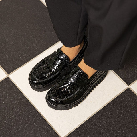 ART Brighton Moccasin Shiny Croco Black