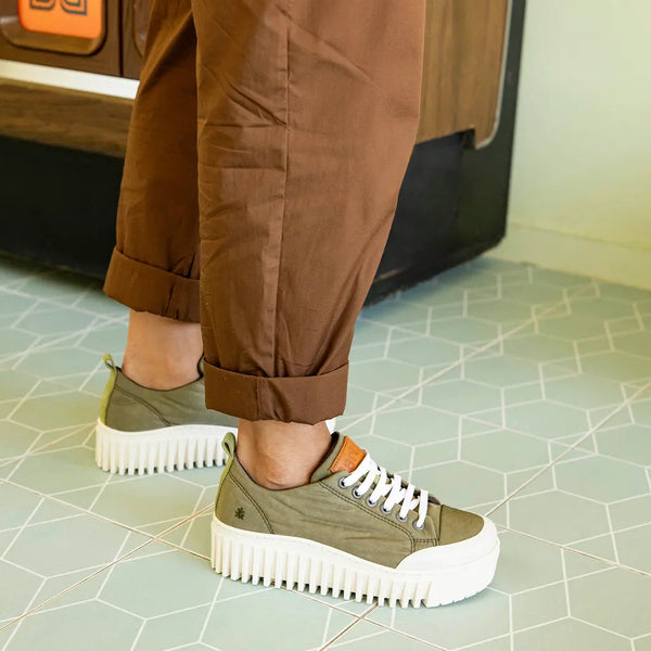 ART Brighton Sneaker Salvia