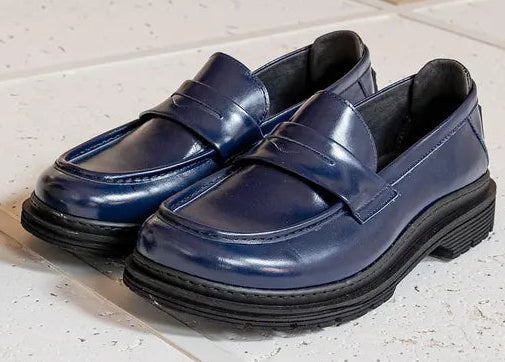 ART Birmingham Moccasin Shiny Navy (last size: 37!)