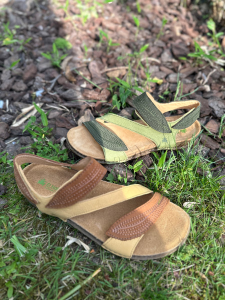 EL NATURALISTA Panglao Sandal Honey-Cuero