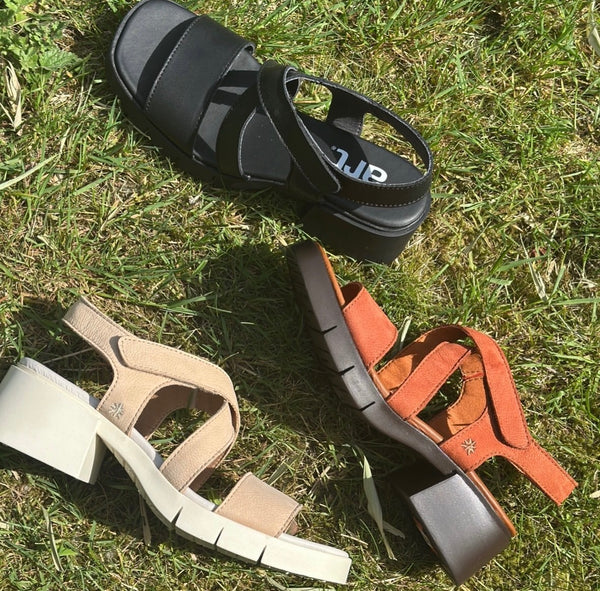 ART Varsovia Sandal Velcro Dark Orange (last size: 41!)