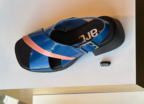 ART Varsovia Sandal Cross Royal Blue-Flamingo (last size: 40!)
