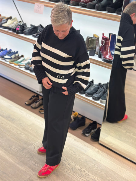 MADEMOISELLE YEYE 'The Stripe Edit' Jumper
