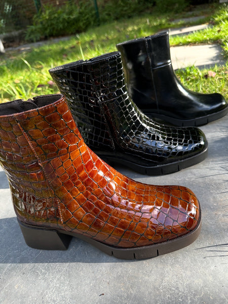 ART Varsovia Shiny Croco Cuero