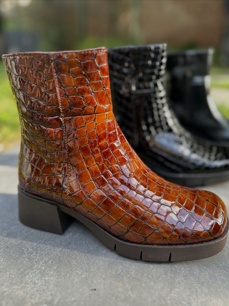 ART Varsovia Shiny Croco Cuero