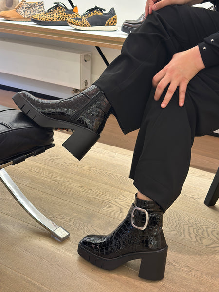 ART Berna Boot Buckle Shiny Croco Black
