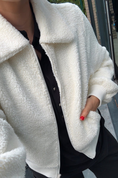 MADEMOISELLE YEYE 'Studio Cloud' Jacket