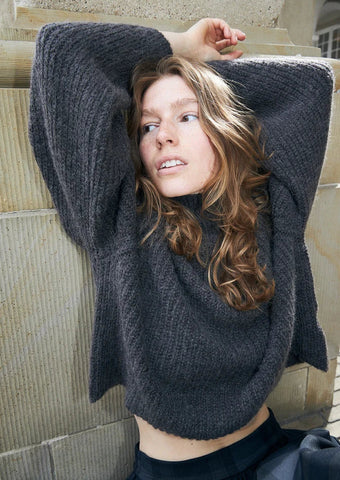 LOLLY'S LAUNDRY Elio Turtleneck Knit Dark Mokka