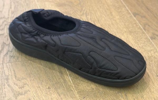 SUBU 'VAMP OUTLINE' in-/outdoor slipper Black (last pair: size 37-38!)