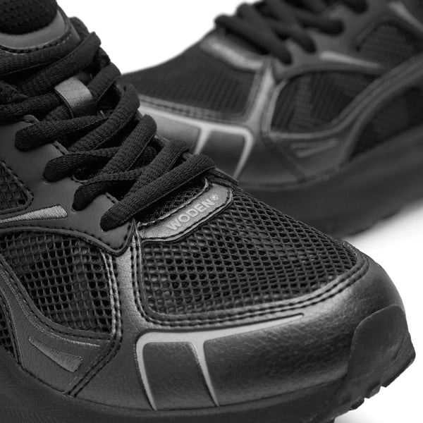 WODEN Freja Runner Black (last size: 39!)