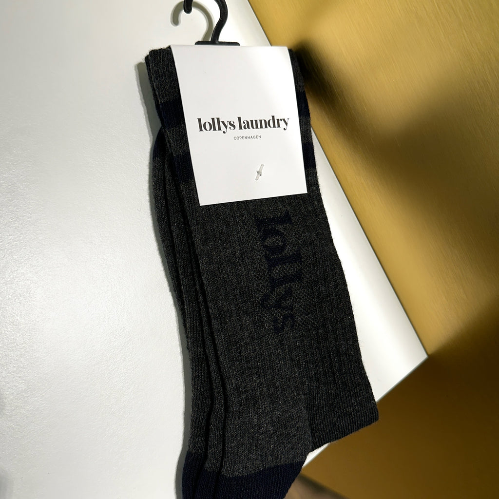 LOLLY'S LAUNDRY Hill Socks Dark Grey