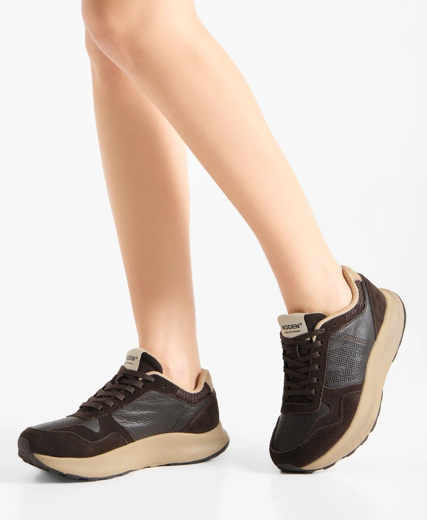 WODEN Mathilde Runner Chocolate