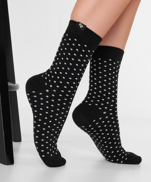 NATURAL VIBES Dotted Socks Black/White