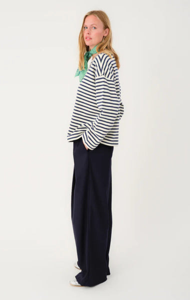 LOLLY'S LAUNDRY Demi Sweatshirt