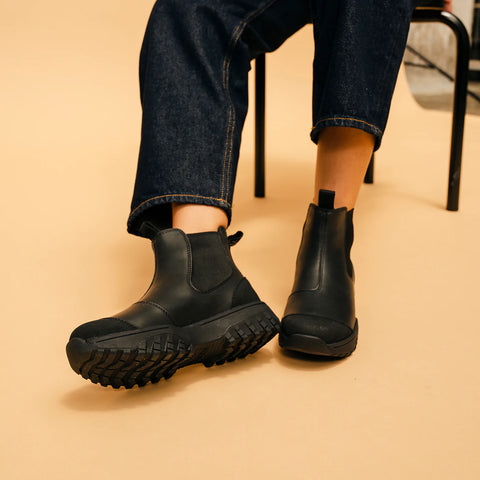 WODEN Magda Track Waterproof Black